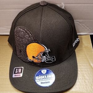 Reebok Black Cap with Orange and Gray Helmet Design Cleveland BROWNS NFL S/M